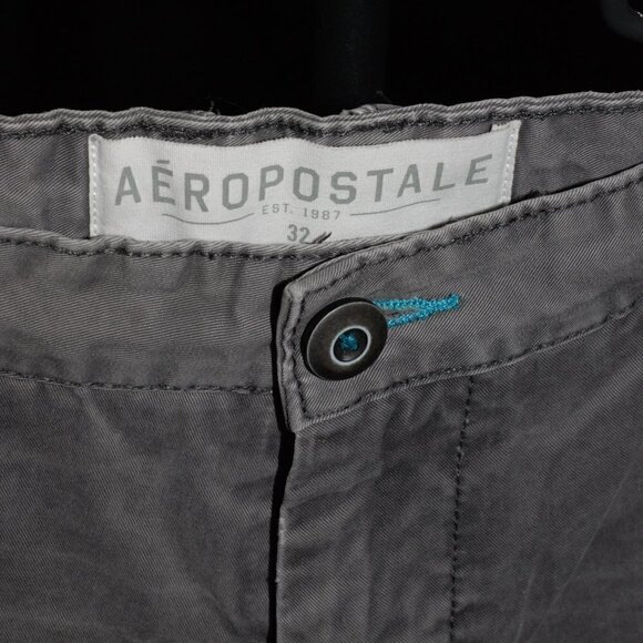 Aeropostale Mens Size 32 Gray Shorts Teal Accents & Drawstring - Picture 2 of 5